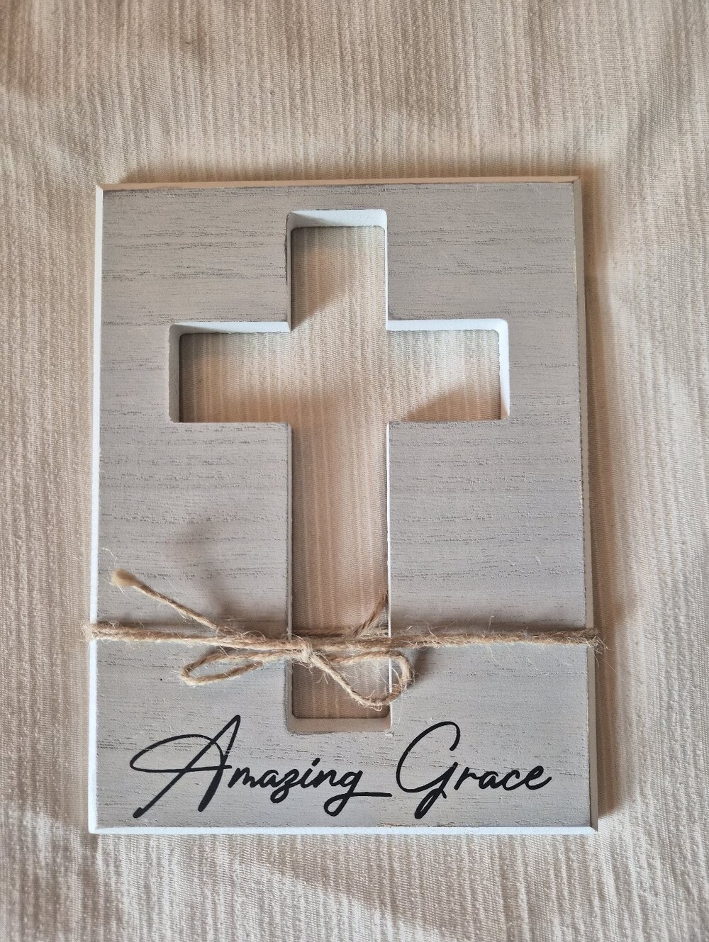 “Amazing Grace” Decorative Wall Hanging 🤍